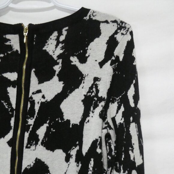 H&M | medium | Black and White Full Zip-Up Back Lightweight Sweater - Picture 11 of 14